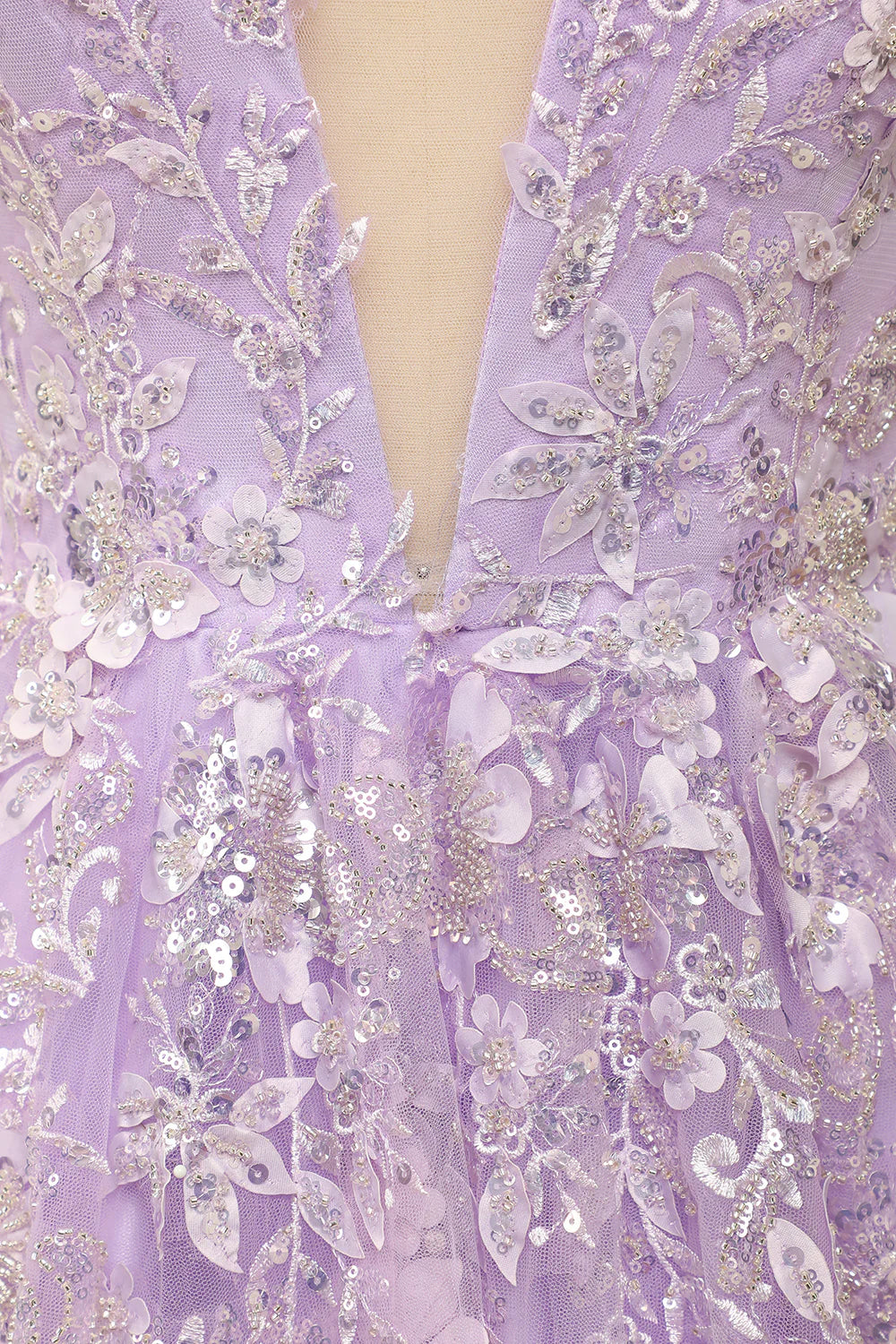 Lilac Spaghetti Straps Prom Dress With Appliques V-neck Beautiful