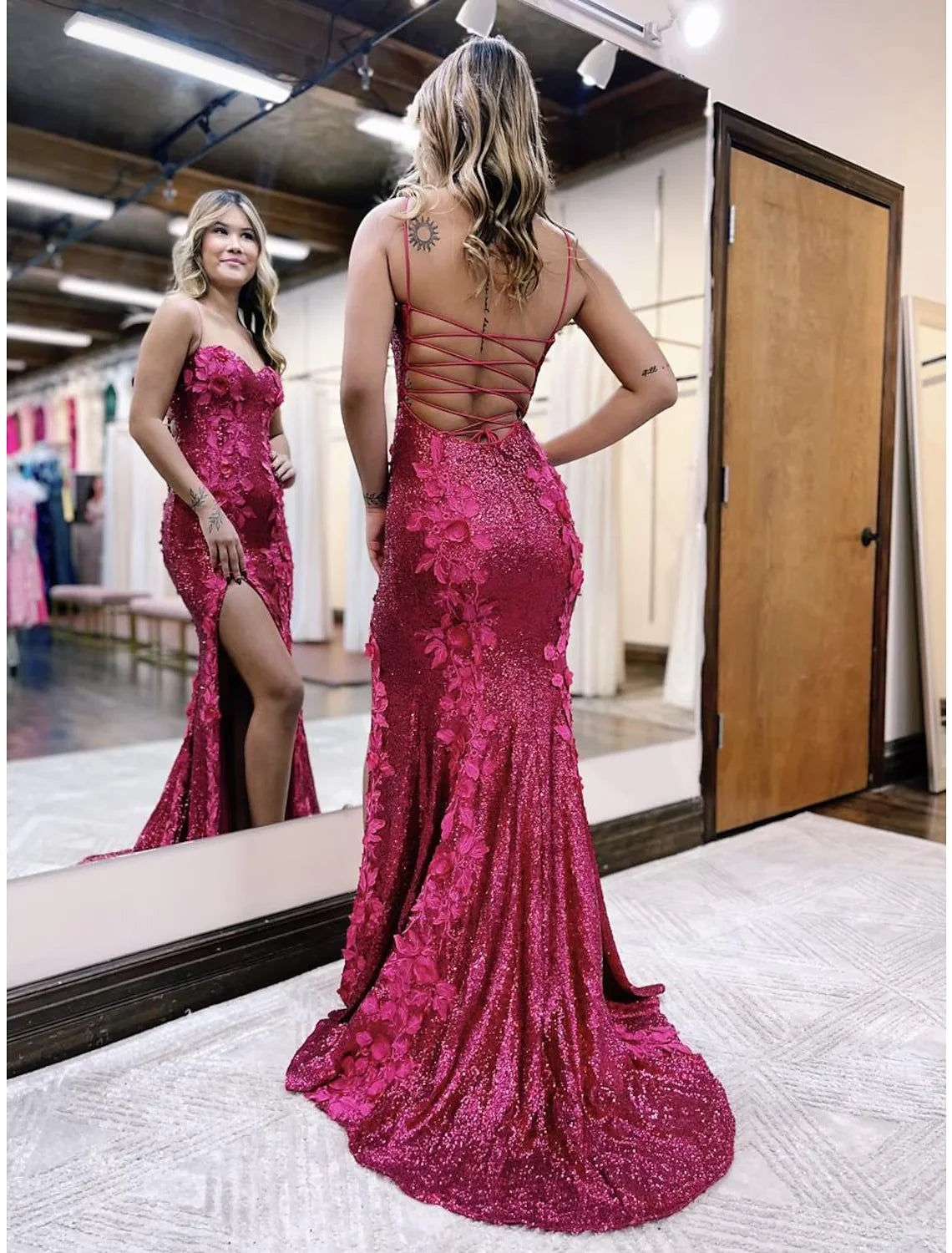 Mermaid / Trumpet Evening Gown Sexy Formal Prom Dress Sweep / Brush Train Sleeveless Spaghetti Strap Sequined Backless with Appliques and Slit
