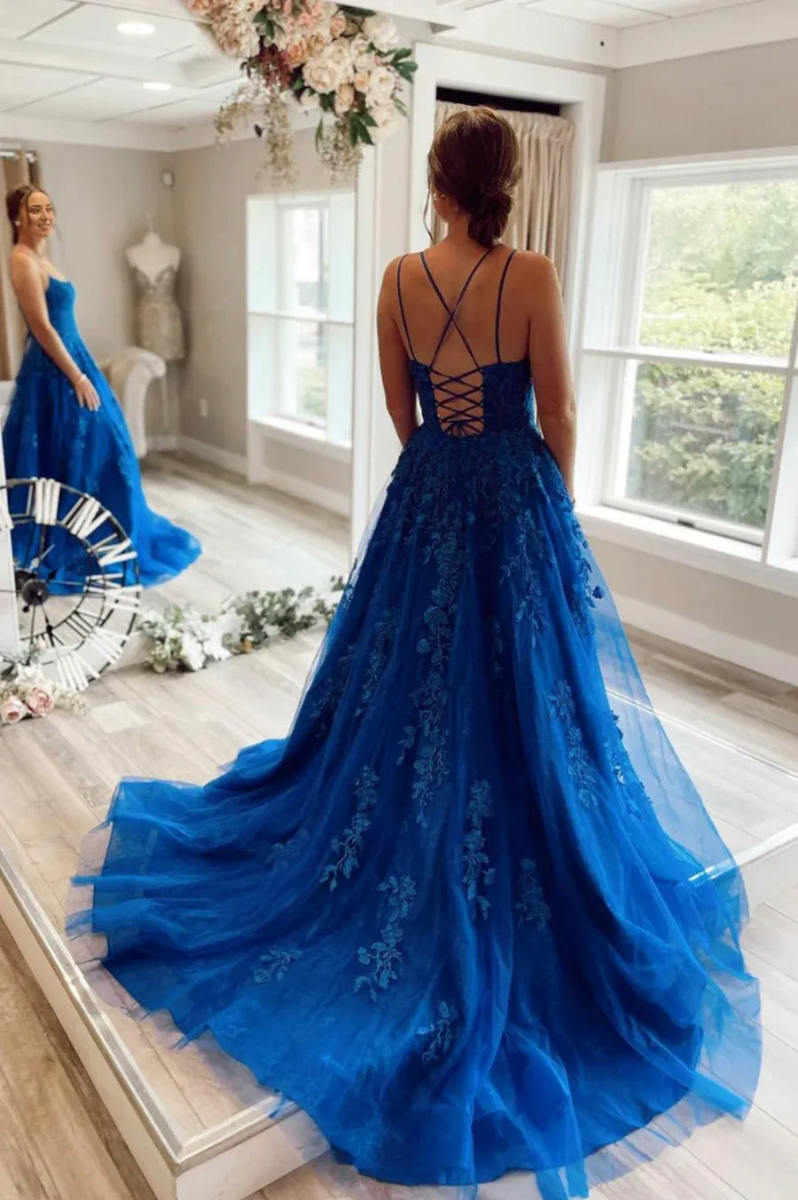 A-Line Spaghetti Straps Backless Blue Lace Backless Evening Party Dress With Appliques