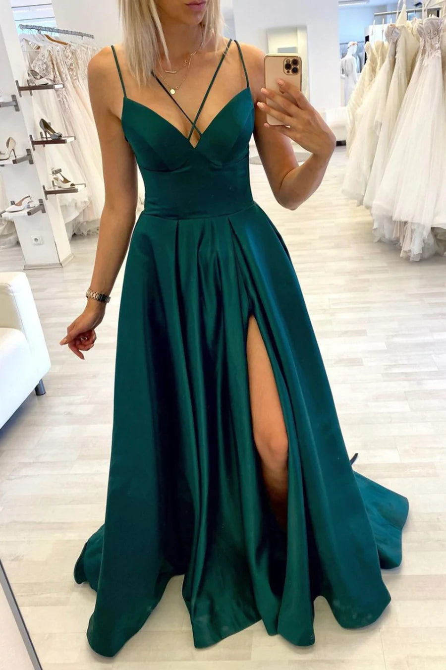 A-Line Spaghetti Straps V Neck Green Satin Evening Party Dresses Long Prom Dresses With Slit