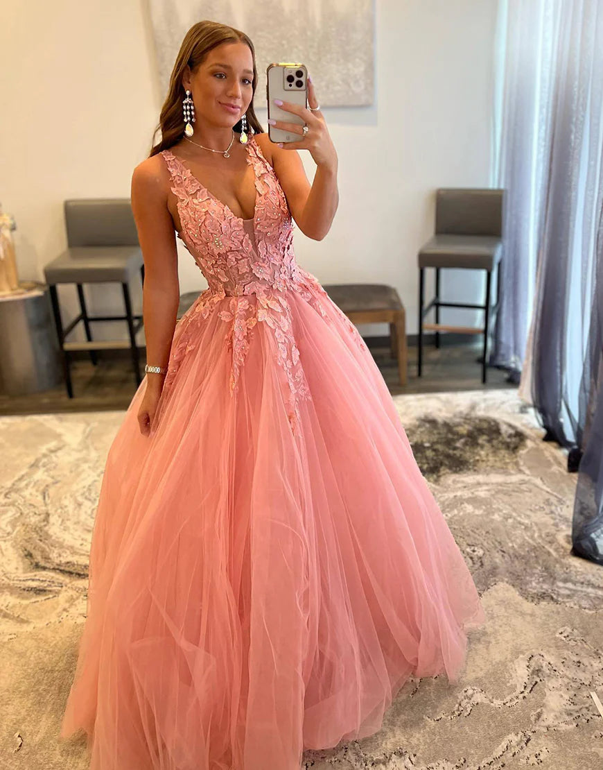 A-Line Tulle Deep V-neck Prom Dress with Appliques