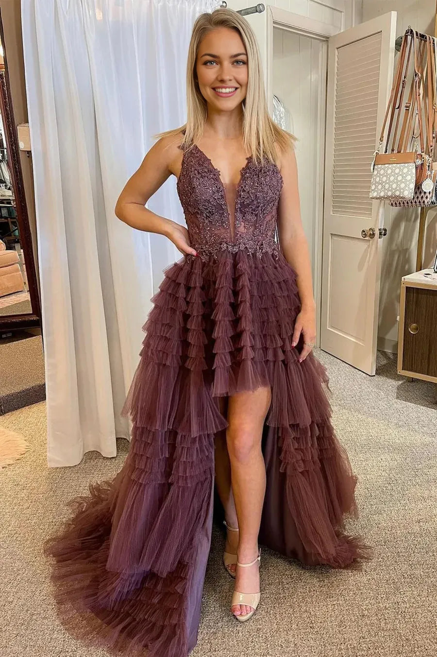 A-Line V-Neck Lace High Low  Asymmetric Tiered Tulle Party Dress Prom Dress With Appliques