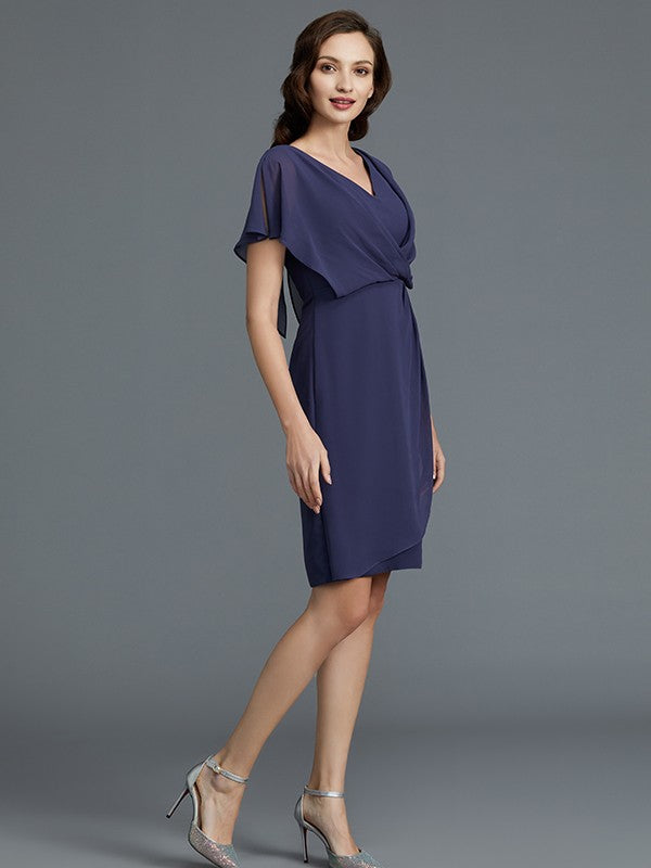 A Line Sheath/Column V-neck Short Sleeves Chiffon Knee-Length Mother of the Bride Dresses