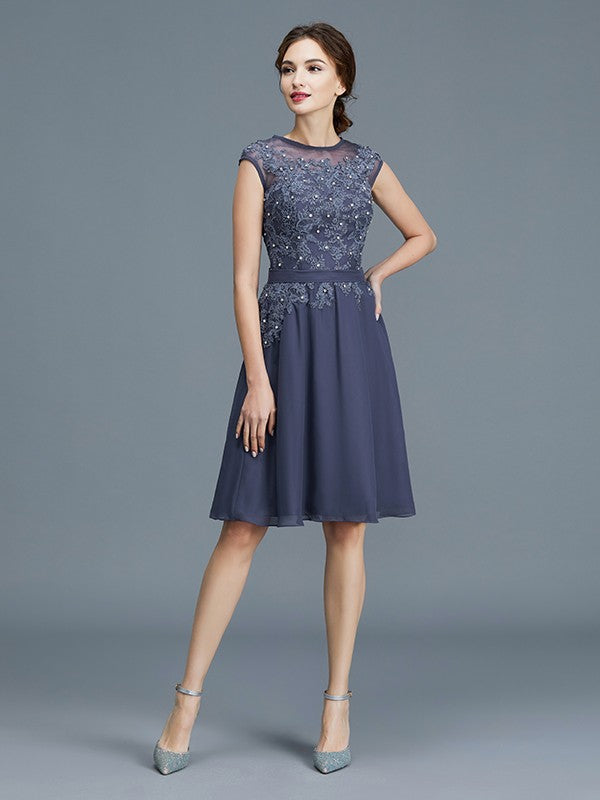 A-Line Scoop Chiffon Sleeveless Beading Knee-Length Mother of the Bride Dresses