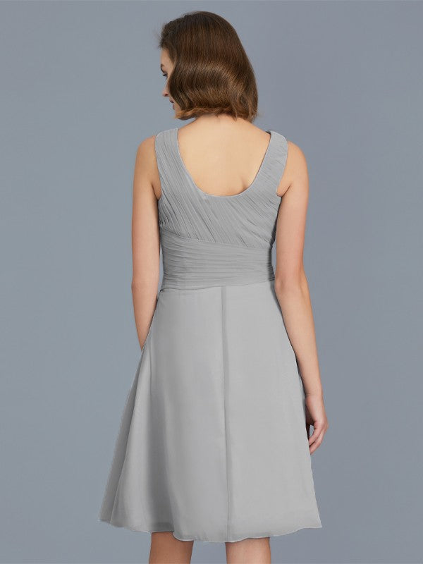 A-Line Scoop Ruffles Chiffon Knee-Length Sleeveless Mother of the Bride Dresses