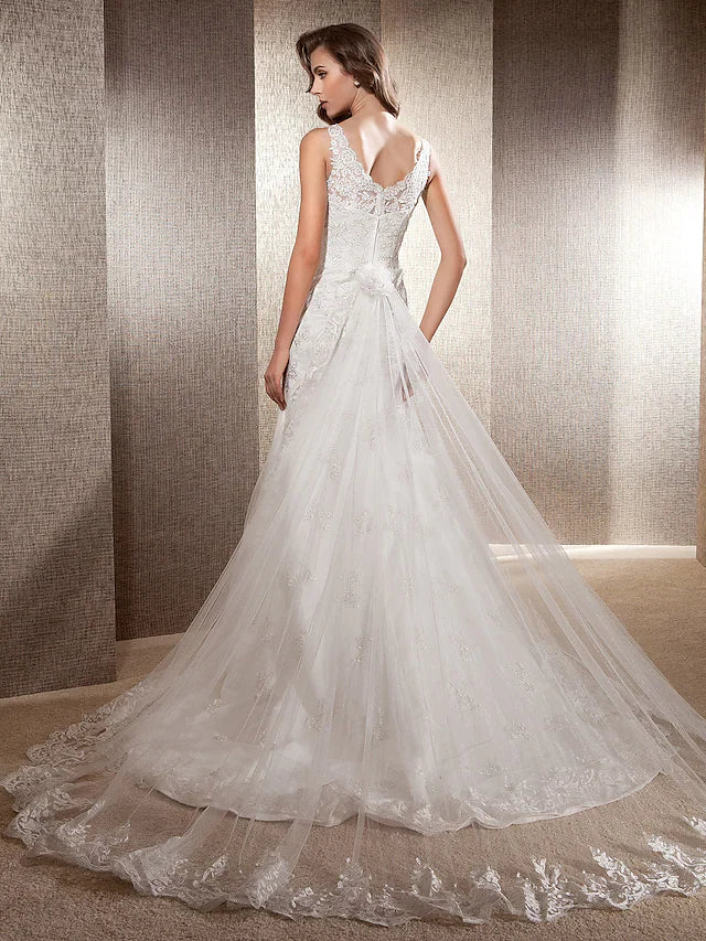 A-line Wedding Dresses Scoop Neck Lace Tulle Sleeveless Elegant & Luxurious with Appliques