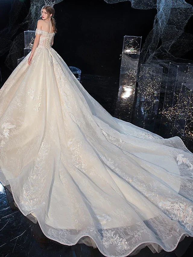 Ball Gown Wedding Dresses Off Shoulder Cathedral Train Tulle Lace Over Satin Sleeveless Formal Elegant with Crystals Embroidery