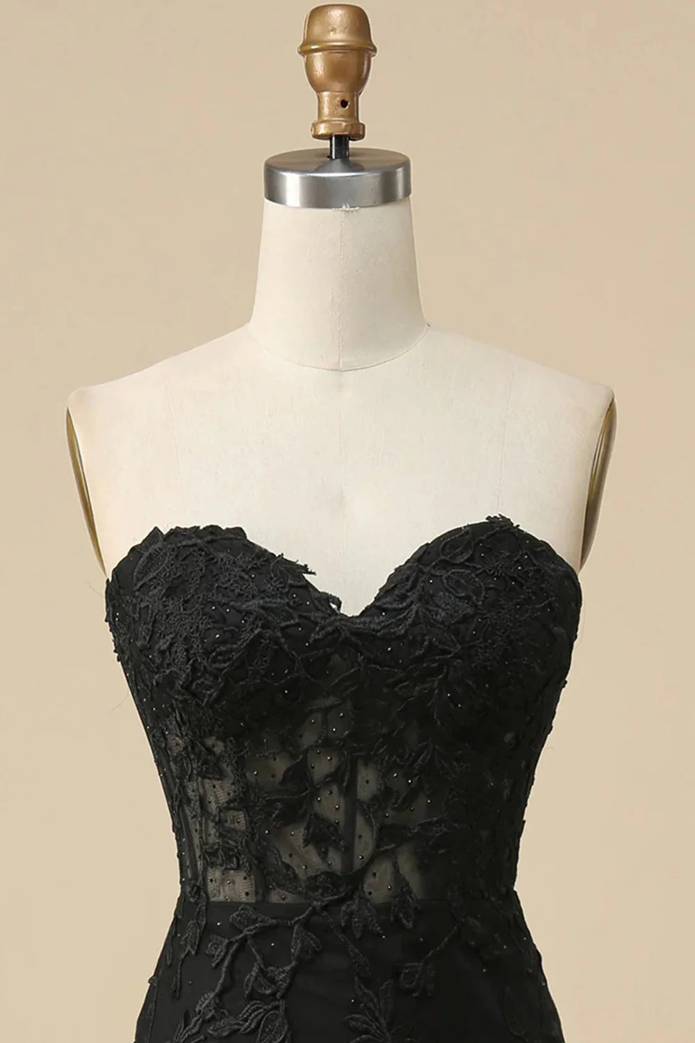 Mermaid Sweetheart Strapless Lace Appliques Long Prom Dress with Slit Charming Evening Party Dress