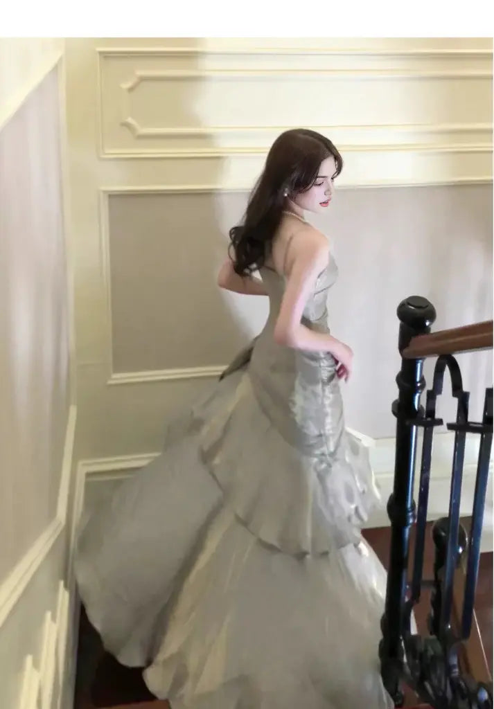 Charming Spaghetti Straps Sleeveless Long Formal Prom Dress Elegant Graduation Dress Vintage Party Evening Gowns