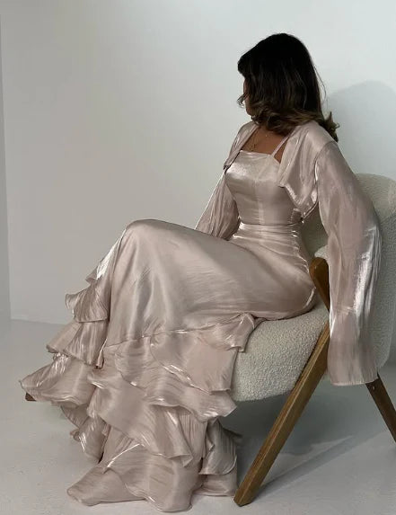 Charming Straps Long Sleeves Formal Prom Dress Elegant Evening Party Gowns December Wedding Guest Dress for Women