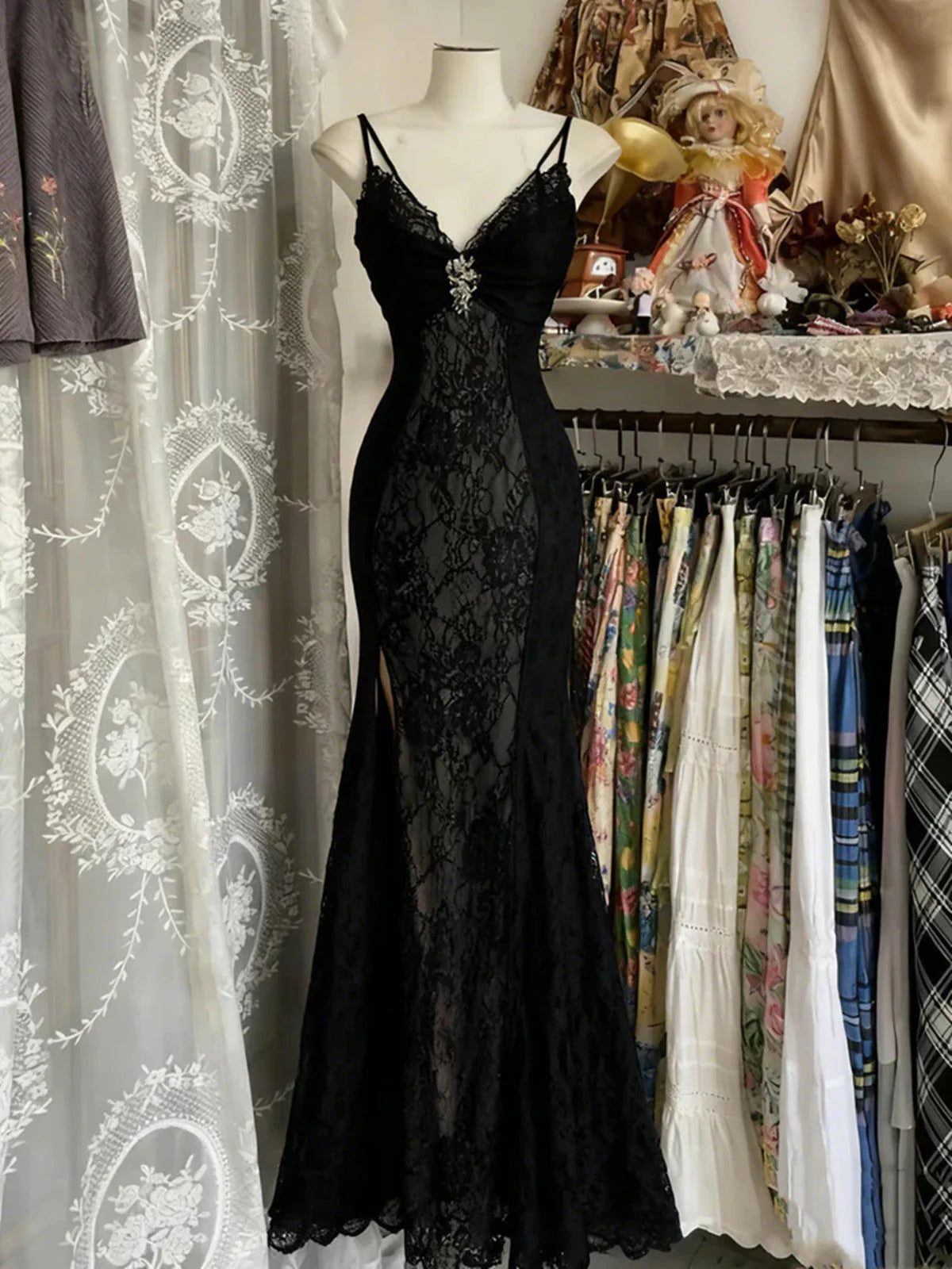 Chic V-neck Straps Sleeveless Formal Prom Dress With Slit Elegant Party Evening Gowns Vintage Wedding Guest Dress