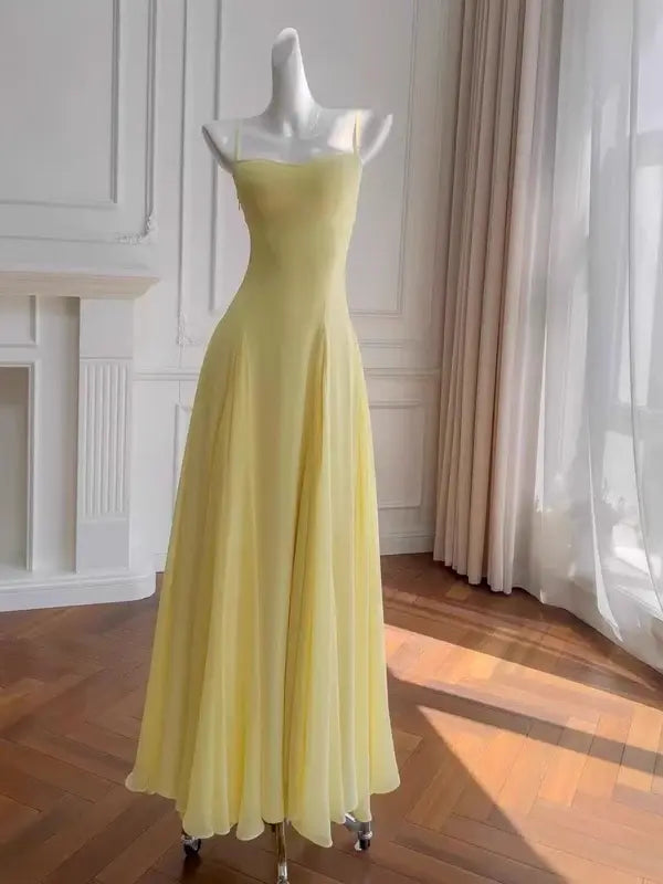 Elegant A line Spaghetti Straps Yellow Long Formal Prom Dress Sleeveless Charming Evening Party Gowns Pretty Birthday Outfits Graduation Dress