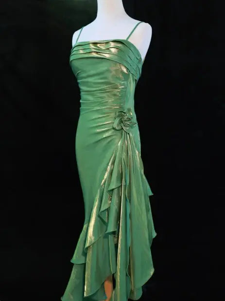 Elegant Spaghetti Straps Sleeveless Ruffle Formal Prom Dress Chic Party Evening Gowns Vintage Graduation Dress