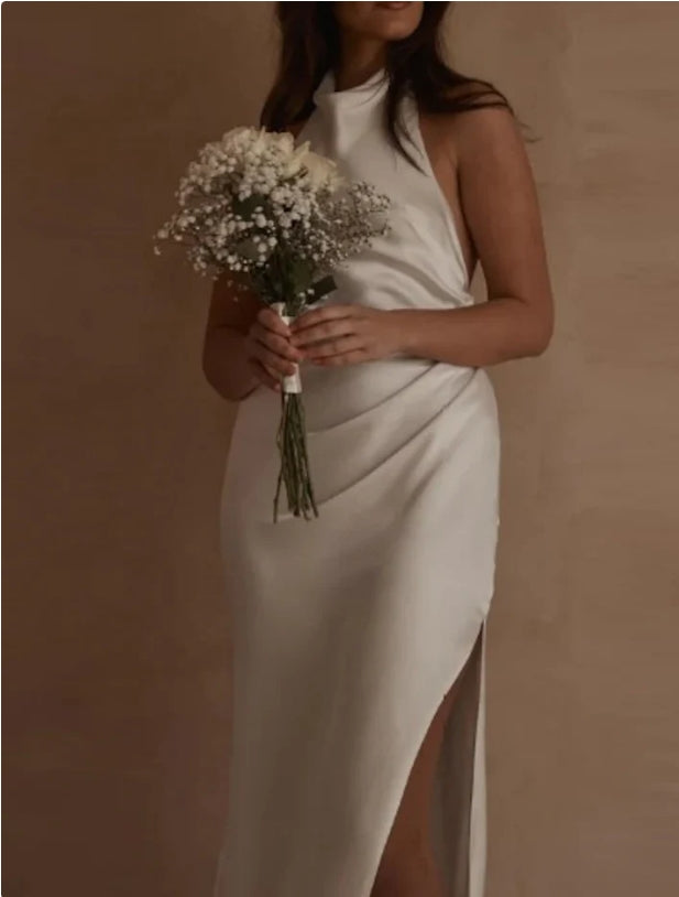 Beach Open Back Boho Wedding Dresses Sheath / Column Halter Neck Sleeveless Court Train Stretch Fabric Bridal Gowns With Split Front Elegant Party Dress