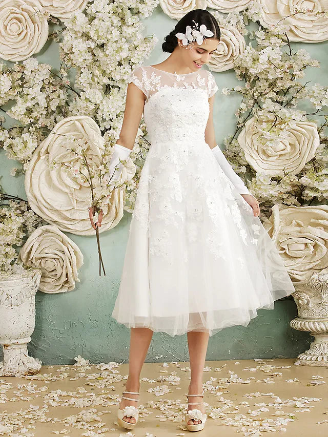 A-Line Wedding Dresses  Knee Length Chiffon Sleeveless with Appliques