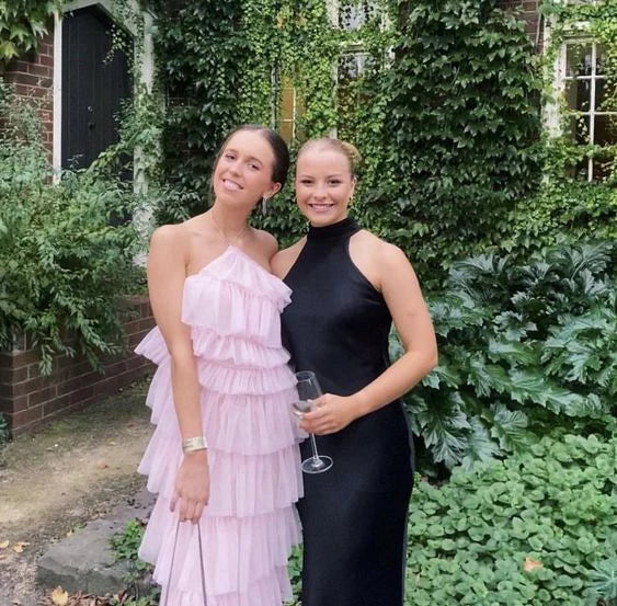 Unique Halter Layered Tulle Prom Dresses Long Bridesmaid Dresses Charming Evening Party Dress