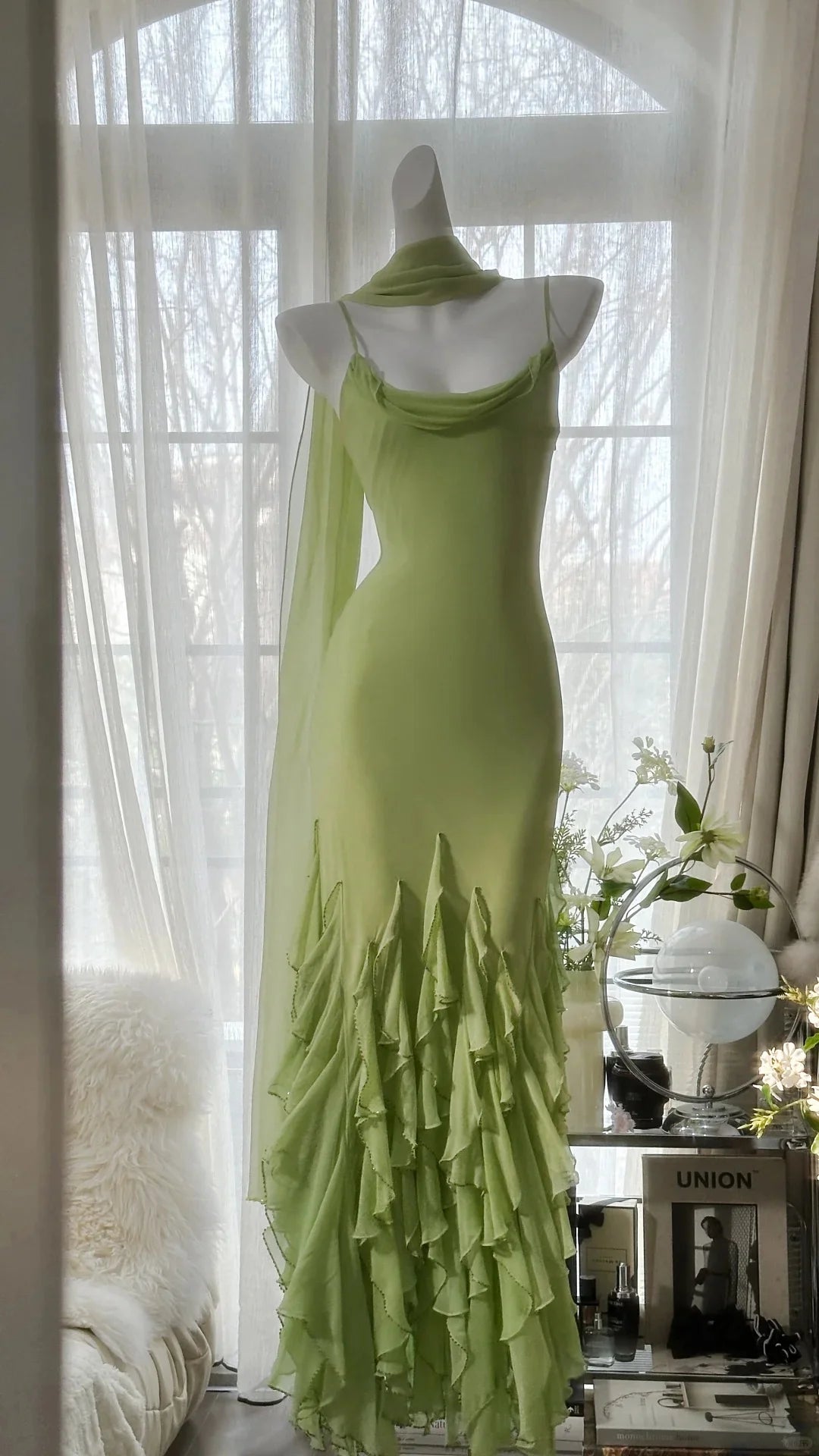 Mermaid Spaghetti Straps Green Chiffon Sleeveless Long Formal Prom Dress Elegant Evening Party Gowns Charming Wedding Guest Dress