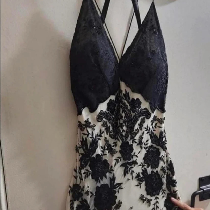 Mermaid V-neck Sleeveless Long Formal Prom Dress with Appliques Elegant Party Evening Gowns Charming Wedding Guest Dress