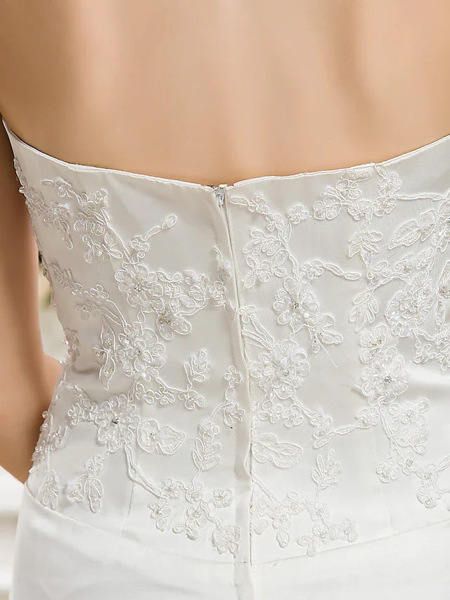 Wedding Dresses Halter Neck Court Train Satin Sleeveless with Appliques