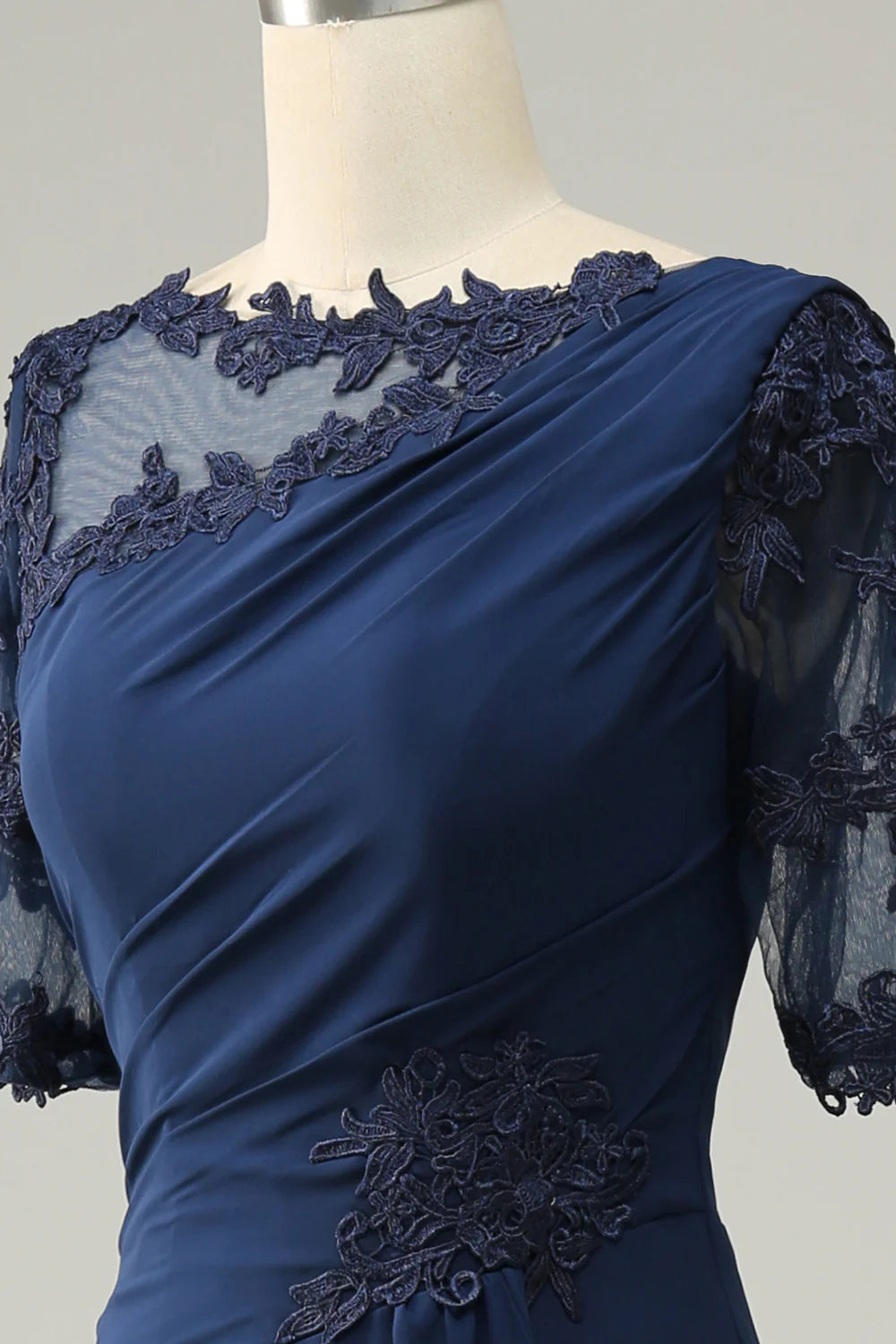 Sheath Scoop Neck Navy Mother of Bride Dress with Appliques