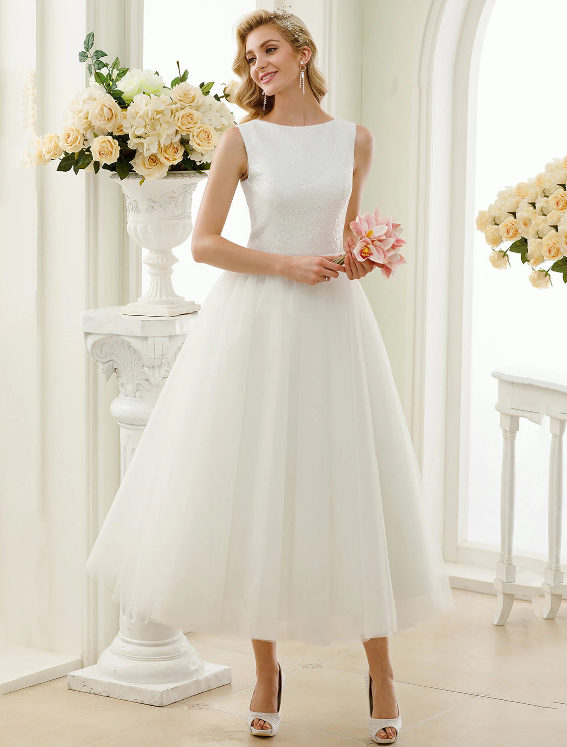 Reception Sparkle & Shine Wedding Dresses A-Line Scoop Neck Sleeveless Tea Length Tulle Bridal Gowns With Lace Sequin
