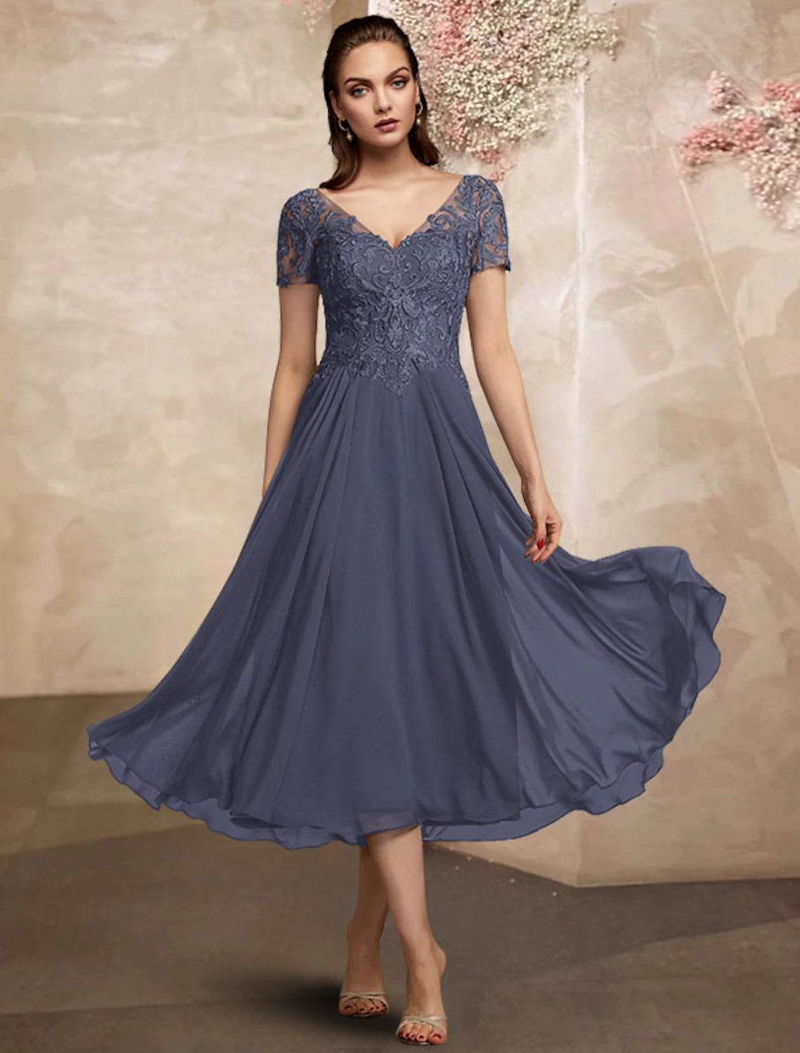 A-Line Mother of the Bride Dress Elegant Plus Size V Neck Tea Length Chiffon Lace Short Sleeve with Pleats Appliques