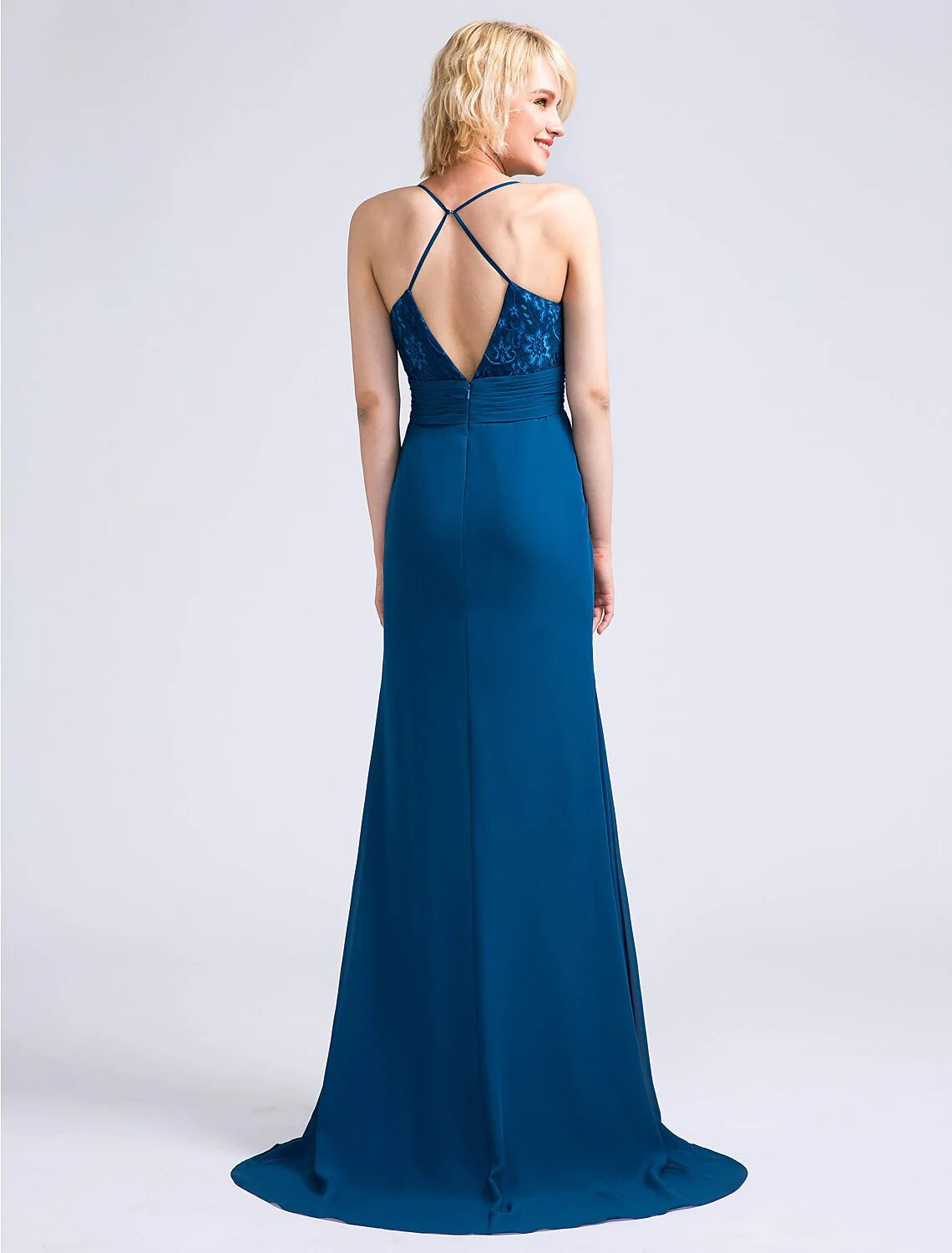 Elegent Sheath / Column Bridesmaid Dress Spaghetti Strap Sleeveless Open Back Sweep / Brush Train Chiffon / Lace with Lace / Ruched / Draping