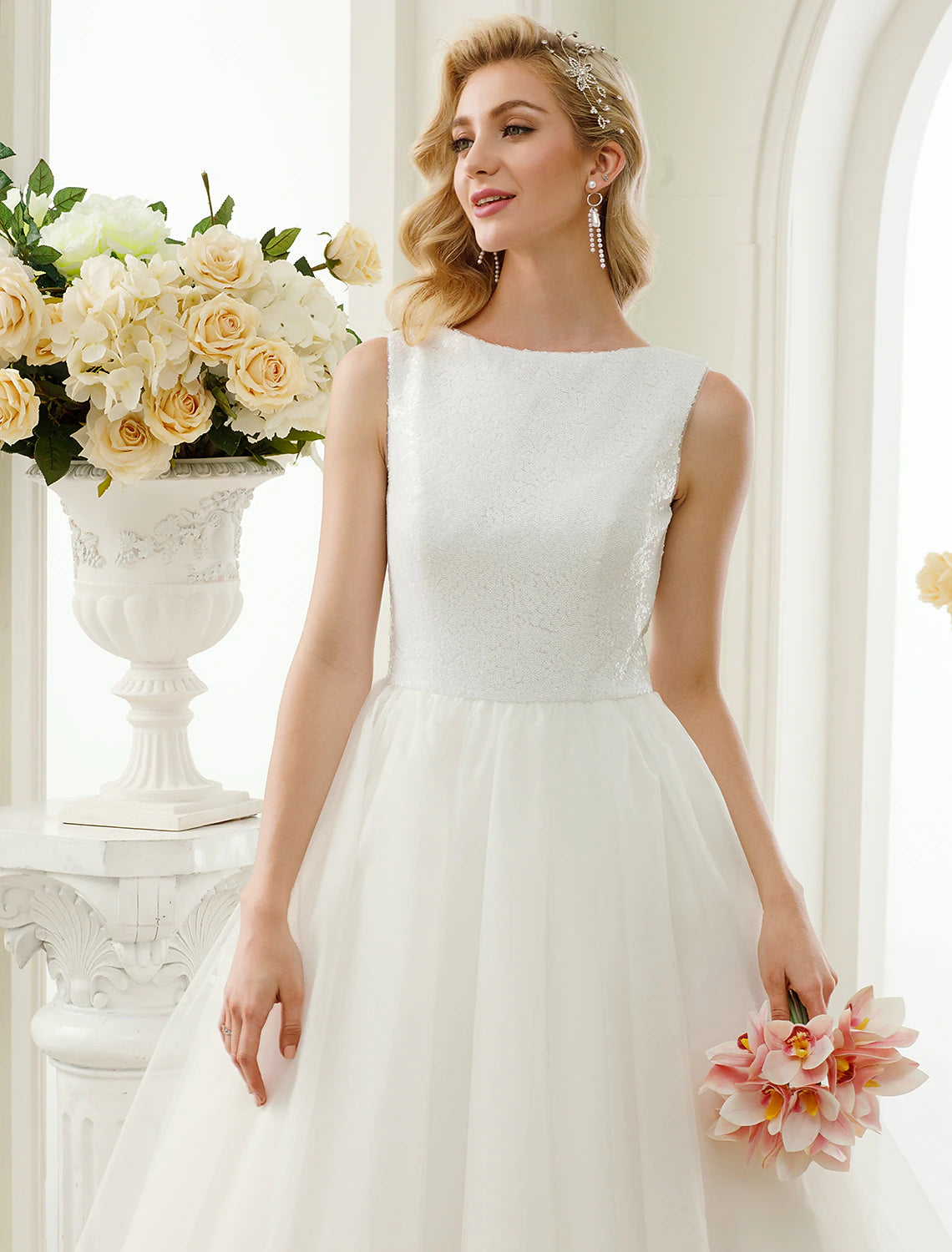 Reception Sparkle & Shine Wedding Dresses A-Line Scoop Neck Sleeveless Tea Length Tulle Bridal Gowns With Lace Sequin