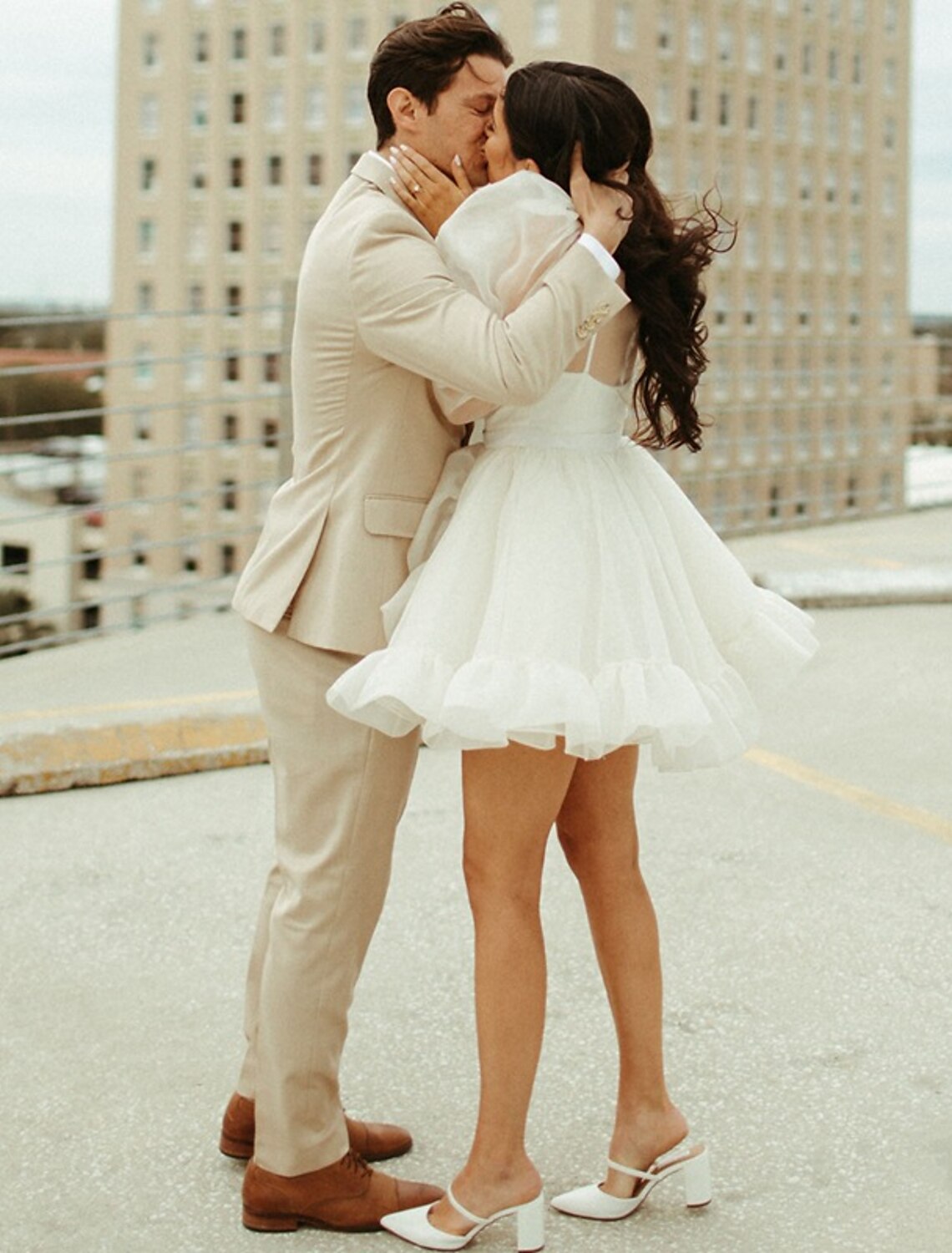 Reception Little Dresses Wedding Dresses A-Line High Neck Long Sleeve Short / Mini Organza Bridal Gowns With Pick Up Skirt