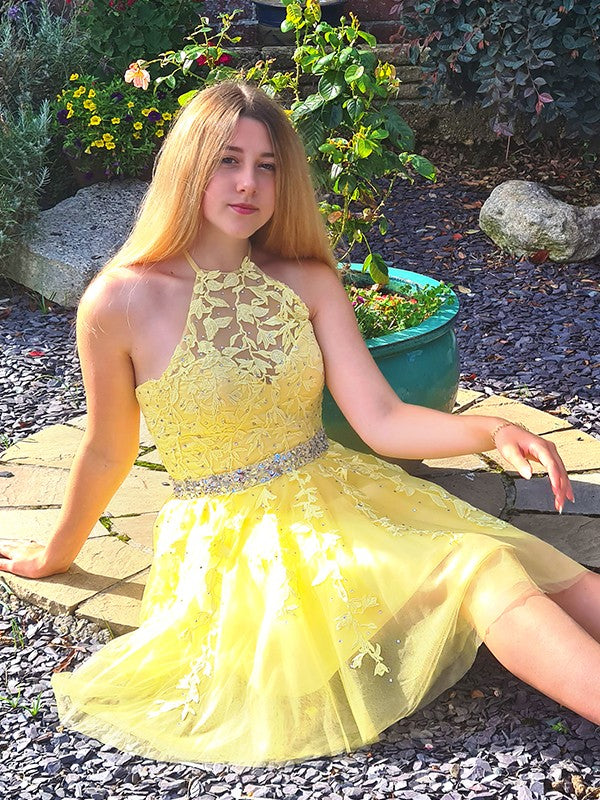 A-Line/Princess Sleeveless Halter Tulle Applique Short/Mini Homecoming Dresses