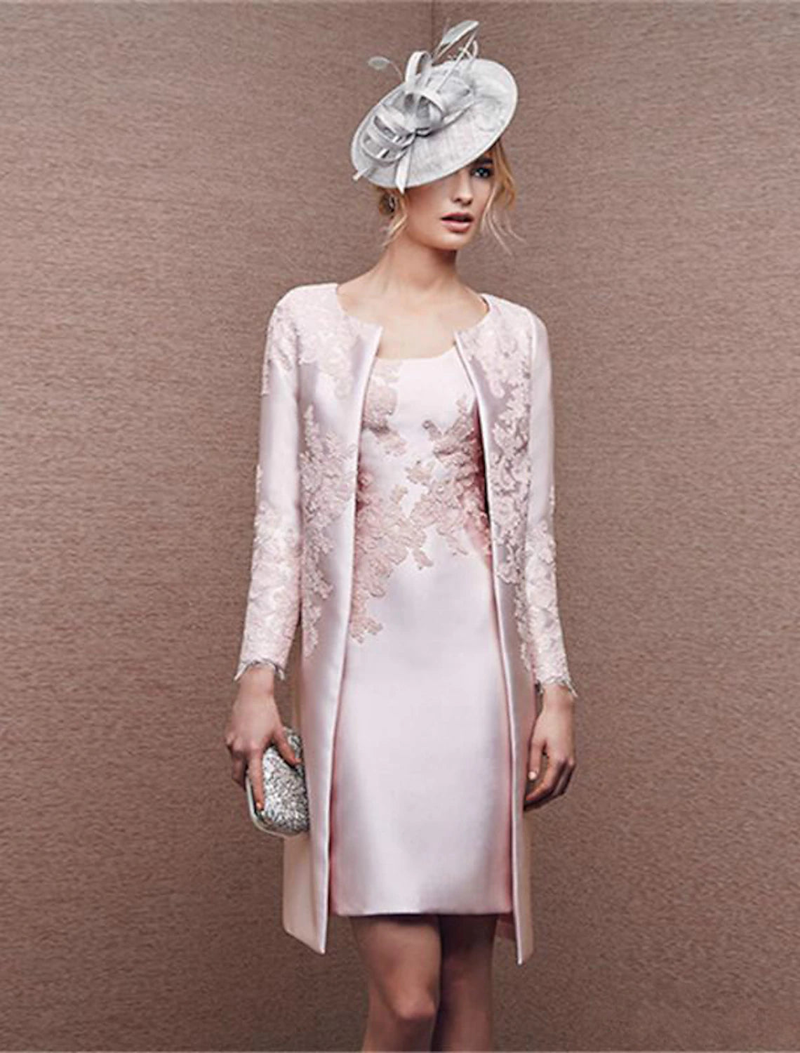 Two Piece Sheath / Column Mother of the Bride Dress Wedding Guest Church Elegant Plus Size Scoop Neck Knee Length Satin Lace Sleeveless Wrap Included Jacket Dresses with Appliques