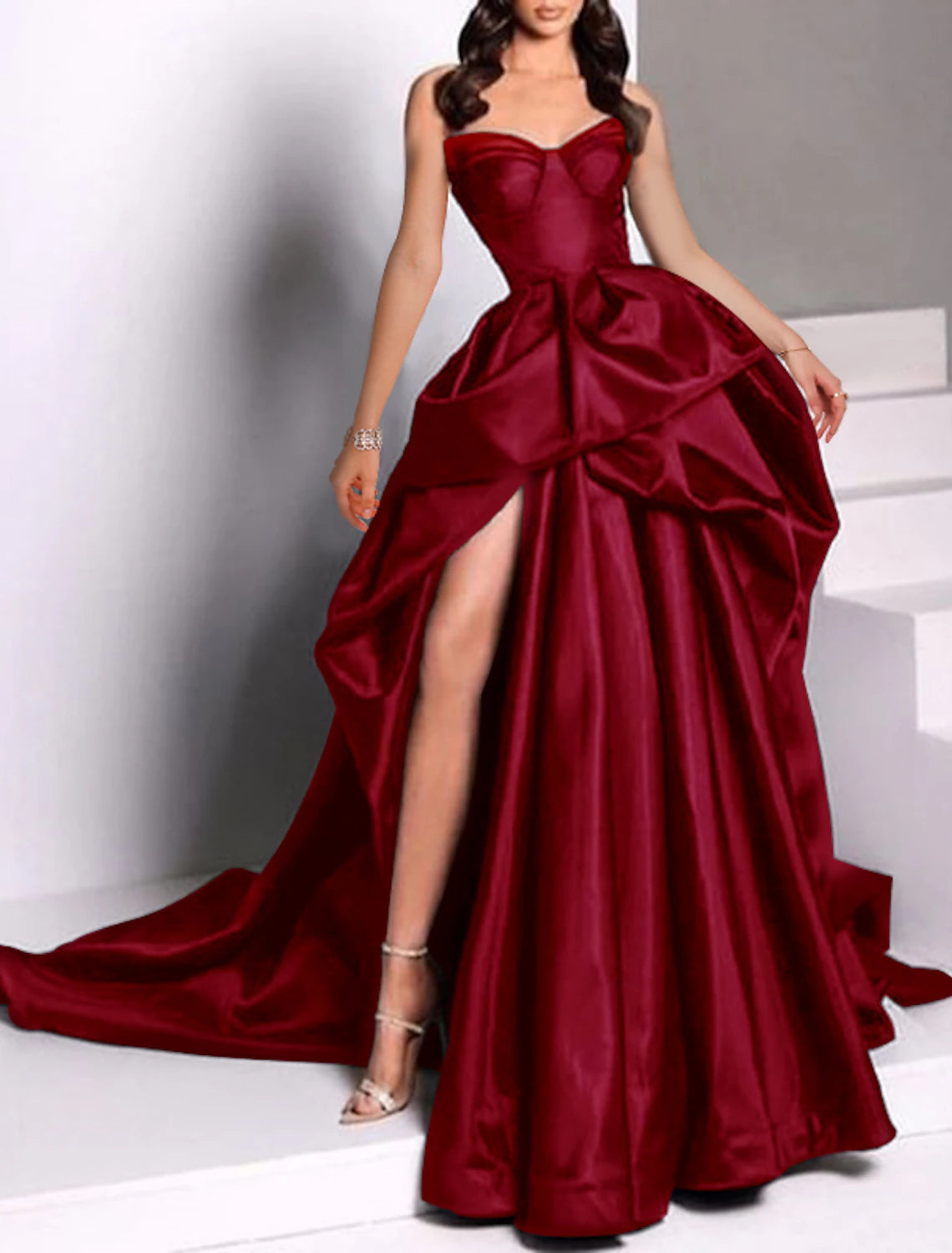 Sheath Elegant Short Sleeve Court Train Dress Long Prom Dress with Pleats Appliques