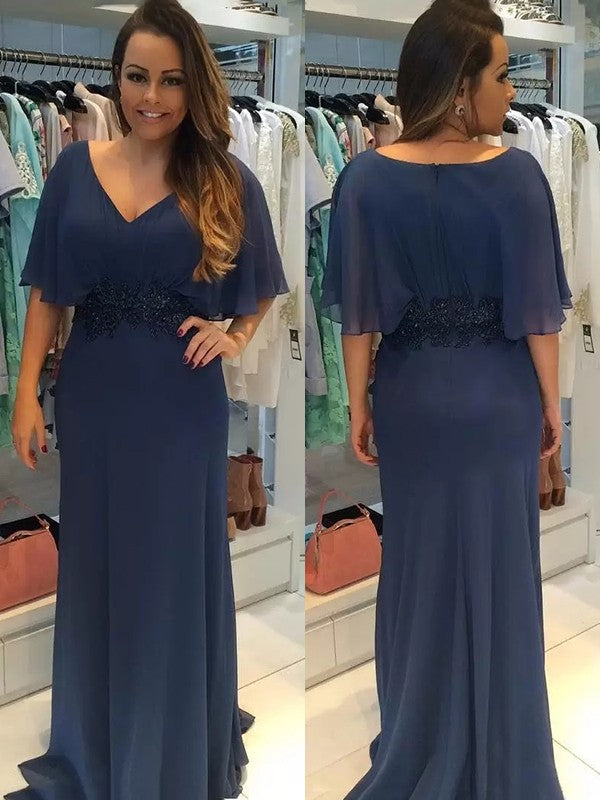 Sheath/Column Chiffon V-neck Short Sleeves Sweep/Brush Train Mother of the Bride Dresses With Applique