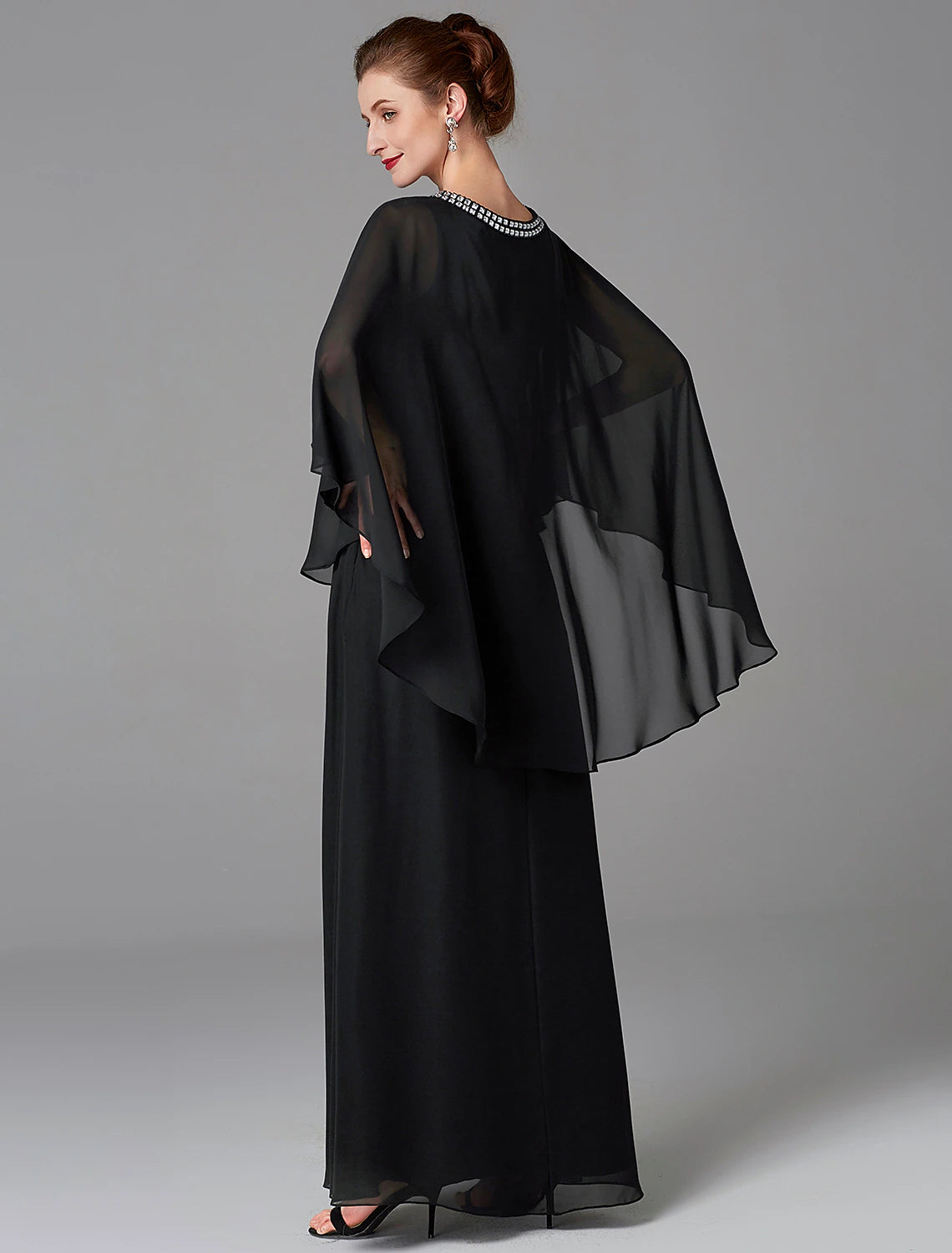 A-Line Mother of the Bride Dress Wedding Guest Elegant Cape Dress Plus Size Jewel Neck Floor Length Chiffon Sleeveless with Beading