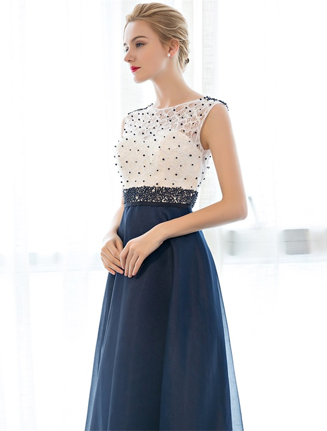 A-Line Elegant Dress Wedding Guest Prom Floor Length Sleeveless Illusion Neck Tulle Over Lace with Beading