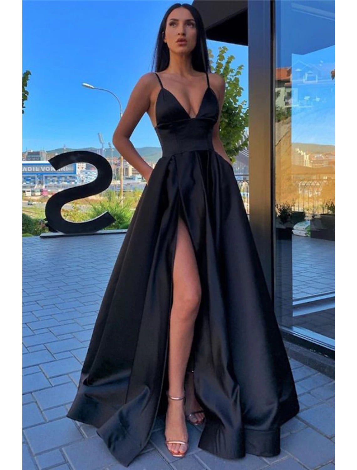 A-Line Black Dress Prom Dress High Split Evening Dress Formal Birthday Summer Dress Spaghetti Strap Sleeveless Sweep / Brush Train Satin with Pleats Split Front