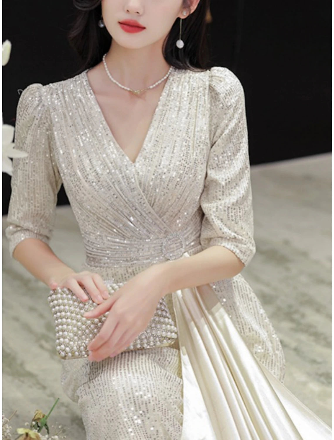 A-Line Sleek Glitter Sparking  Petite V Neck Wedding Guest Party Dress Sequined Half Sleeve Mother of the Bride Dress with Pleats Crystal Brooch