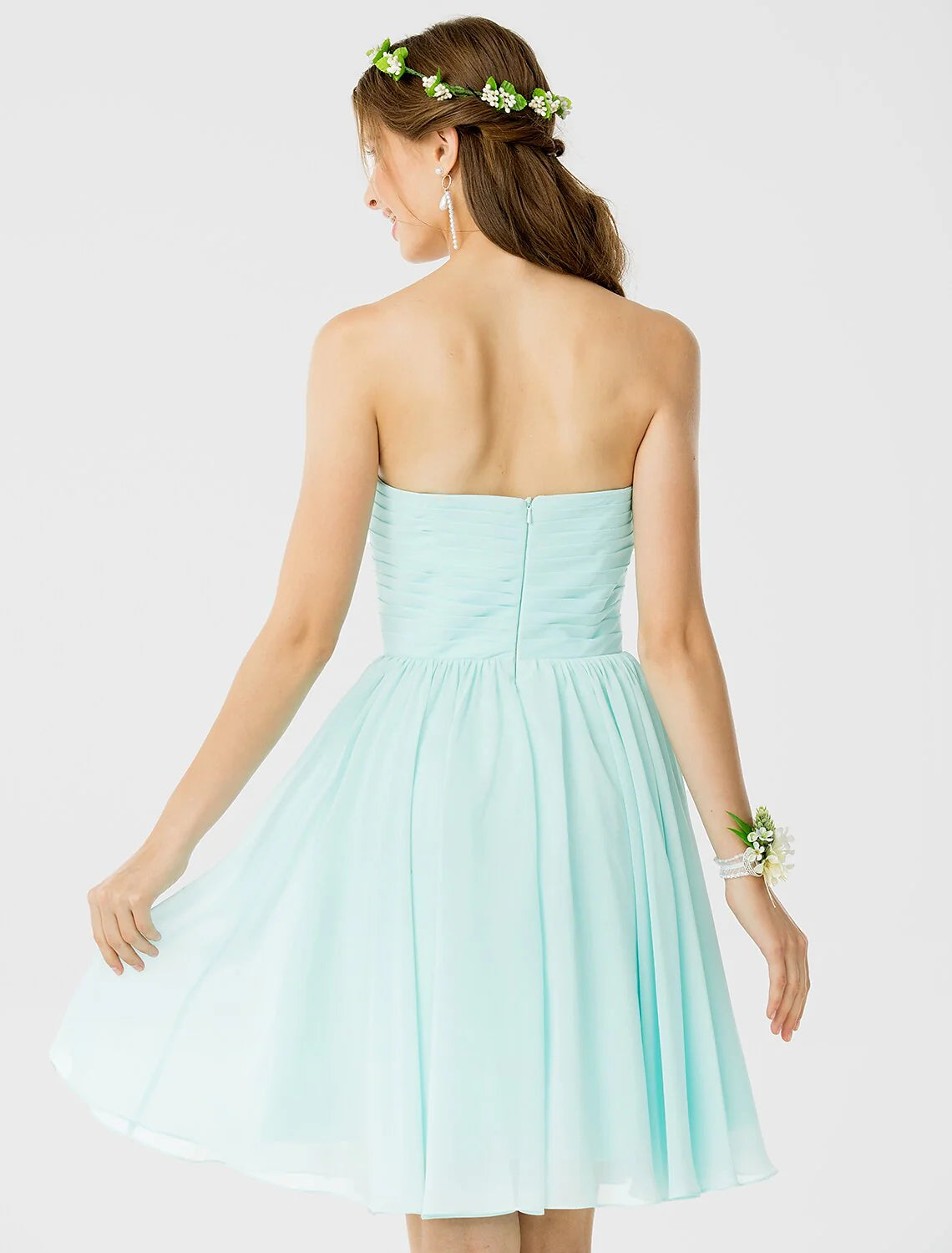 Princess / A-Line Bridesmaid Dress Notched Sleeveless Open Back Knee Length Chiffon with Ruched / Draping