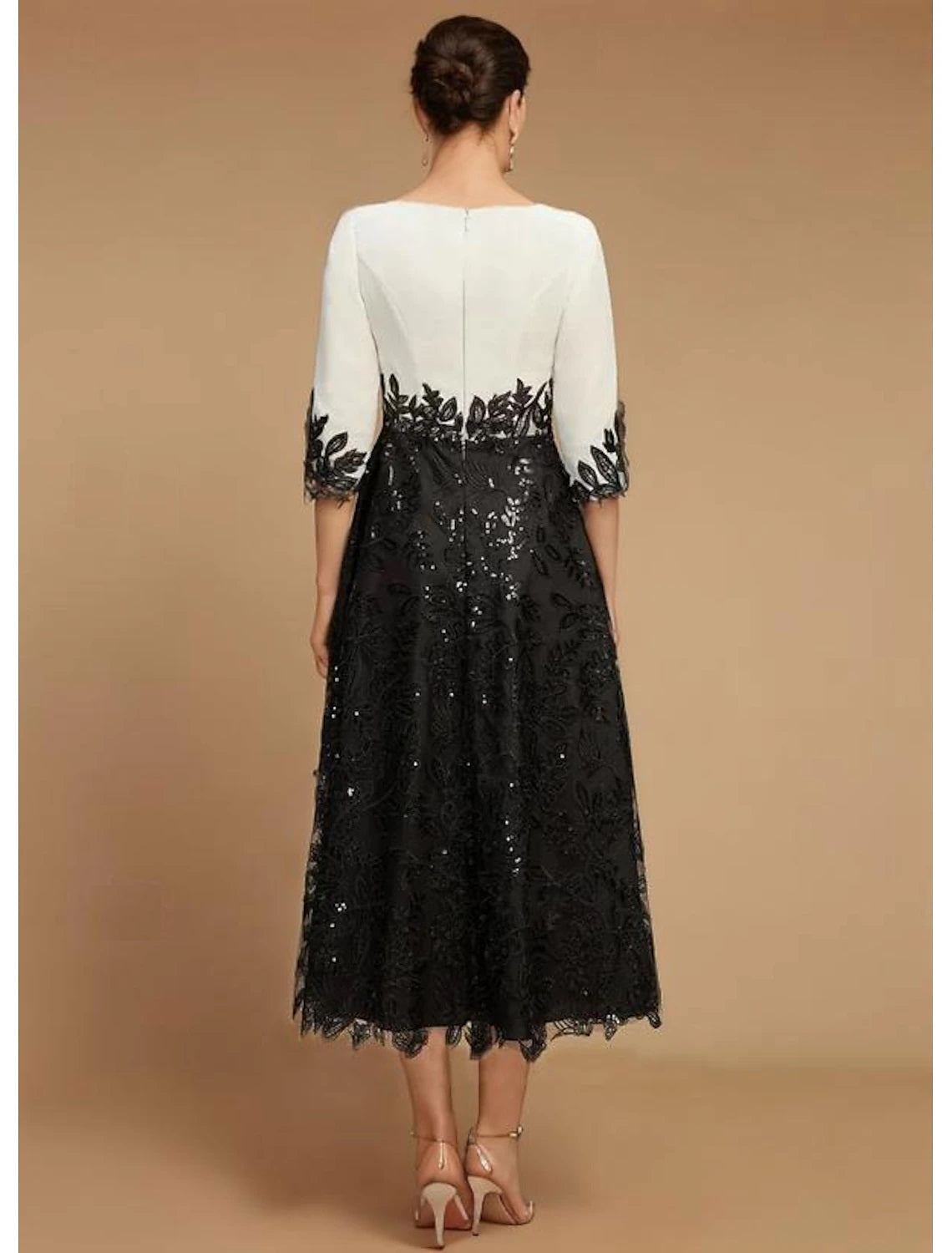 A-Line Vintage Jewel Neck Wedding Guest Party Dress  Tea Length Lace Half Sleeve Lace Mother of the Bride Dress