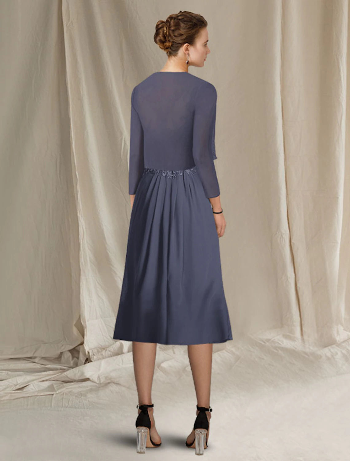 A-Line Mother of the Bride Dress Elegant Plus Size V Neck Tea Length Chiffon Lace Short Sleeve Wrap Included with Appliques