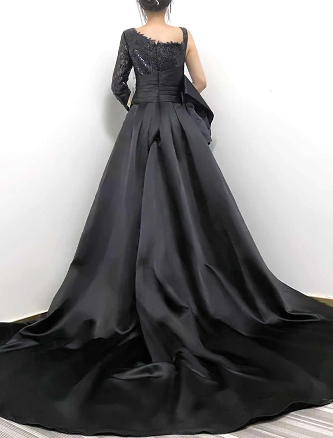 Sheath Mermaid Sexy  Black  Evening Gown  Long Sleeve One Shoulder Sweep/Brush Train Dresses With Lace/Sequins