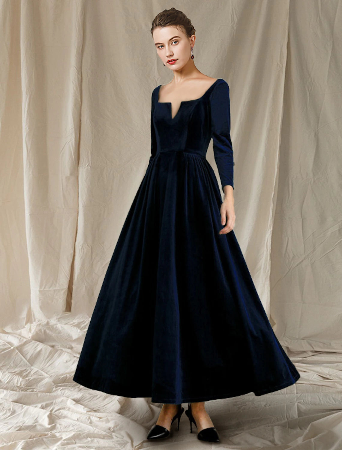 A-Line V Neck Ankle Length Wedding Guest Party Dress Velvet Long Sleeve Mother of the Bride Dress with Pleats