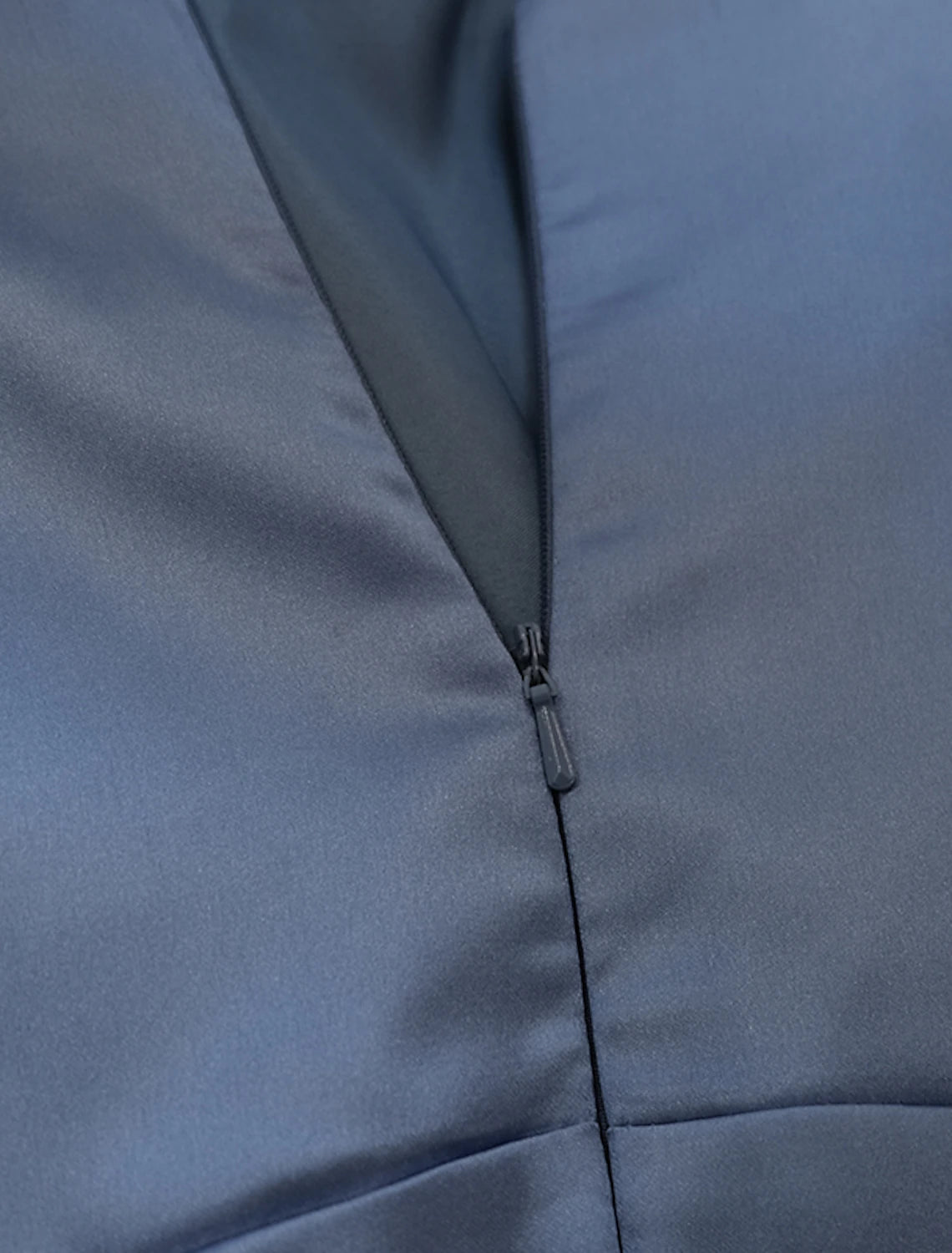 Sheath Mermaid Sexy Evening Dresses Floor Length Gorgeous High Split Party Dress Short Sleeve Satin with Crystals Slit